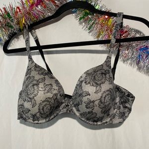 Lace Print Perfect Coverage 36B VS bra